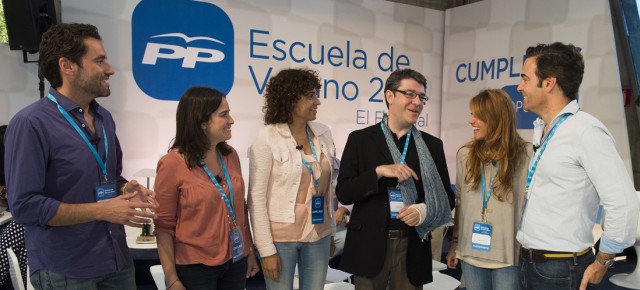 Debate en la Escuela de Verano del Partido Popular. 