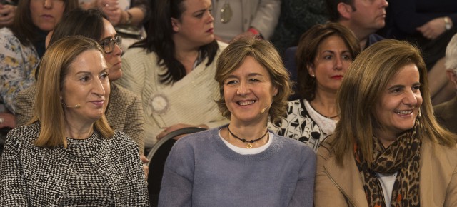 Ana Pastor, Isabel García Tejerina y Fátima Báñez en el acto 