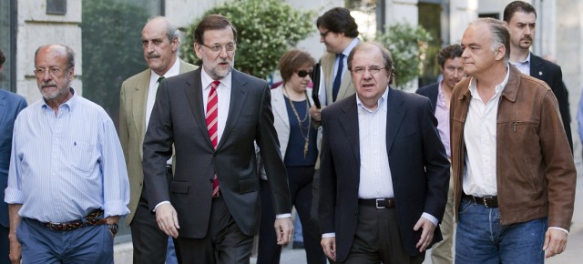 Mariano Rajoy, Juan Vicente Herrera y Esteban González Pons en Valladolid