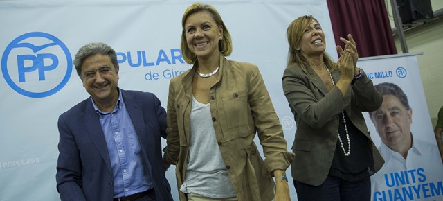 María Dolores de Cospedal con Enric Millo y Alicia Sánchez-Camacho en Figueras