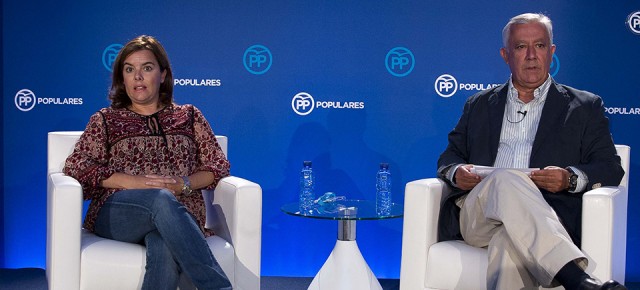 Instituciones a Debate con Soraya Sáenz de Santamaría y Javier Arenas