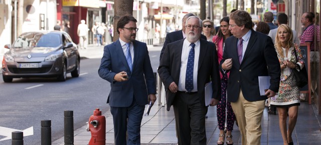 Miguel Arias Cañete en Canarias