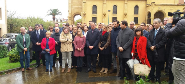 El presidente del PP vasco, Alfonso Alonso, celebra en Getxo el 