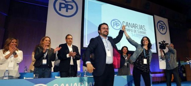 Andrea Levy con Asier Antona en el Congreso del PP de Canarias