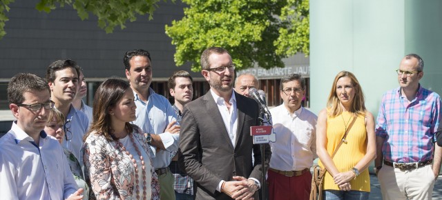 Jabier Maroto participa en un encuentro con jóvenes