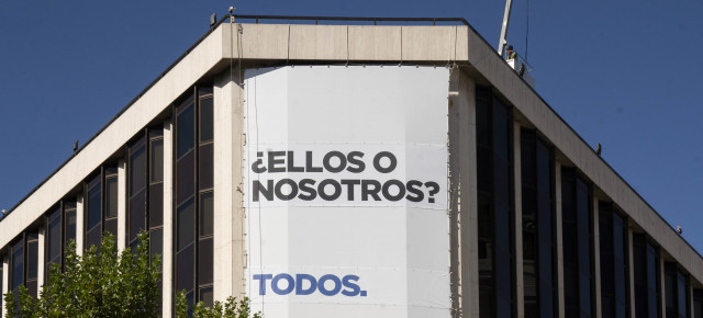 ¿ELLOS O NOSOTROS? TODOS.