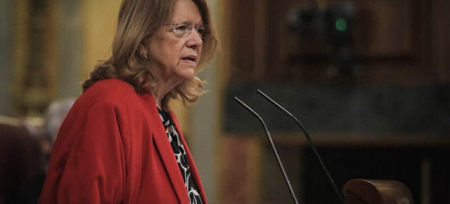 Elvira Rodríguez en el Pleno del Congreso