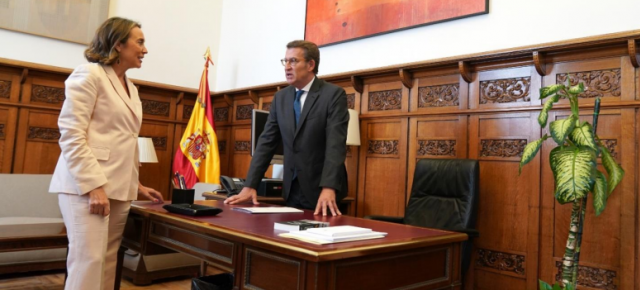 El presidente del Partido Popular, Alberto Núñez Feijóo, y la secretaria general y portavoz parlamentaria, Cuca Gamarra.