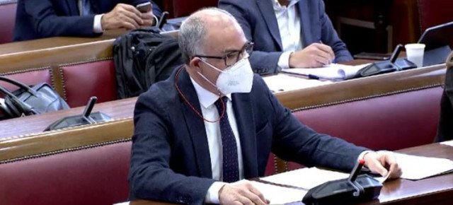 Fernando de Rosa en la Comisión de Justicia del Senado