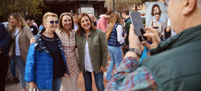 Cuca Gamarra y María José Catalá en Valencia