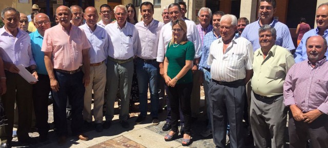 El coordinador general, Fernando Martínez-Maillo, se reúne con alcaldes de la Comarca de Aliste