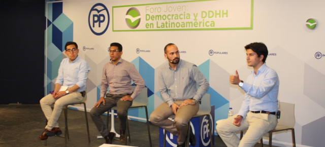 Foro Joven: Democracia y DDHH en Latinoamérica