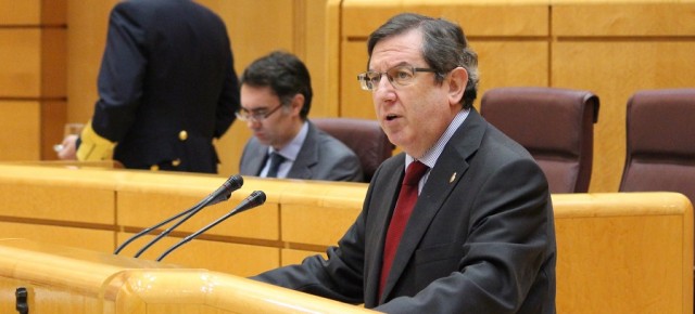 El senador Luis González Ruiz