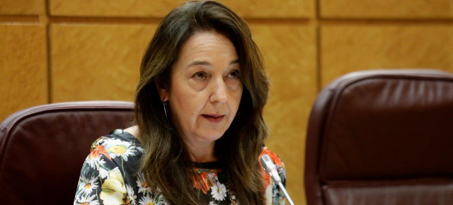 La senadora popular Adela Pedrosa Roldán