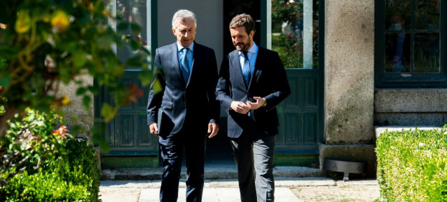 Pablo Casado junto a Mauricio Macri en la clausura de las jornadas “España, Europa y libertad