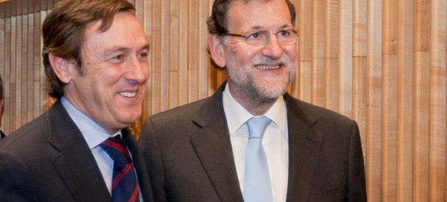 Rafael Hernando con el Presidente del Gobierno