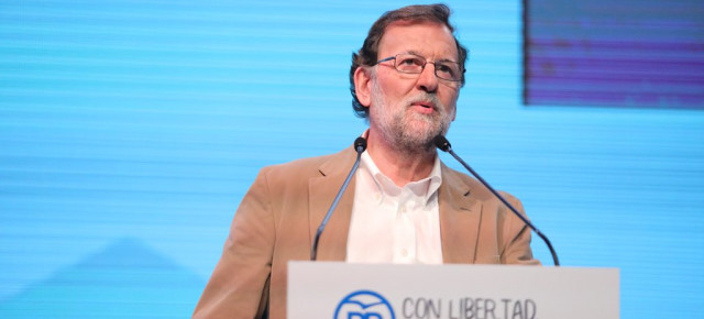 El presidente del Gobierno y del Partido Popular, Mariano Rajoy, en la clausura del 17 Congreso Autonómico del PP de la Región de Murcia