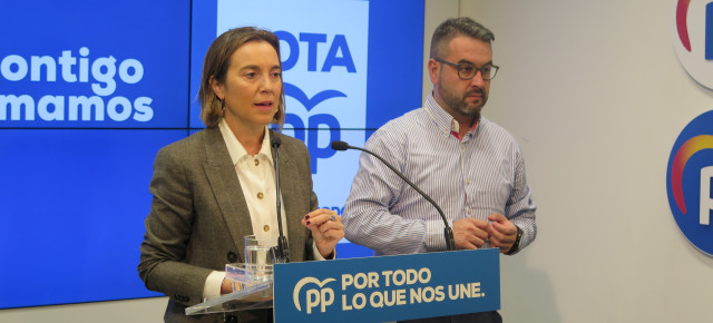 Cuca Gamarra y Javier Merino, en rueda de prensa