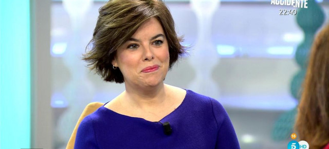 La vicepresidenta del Gobierno de España, Soraya Sáenz de Santamaría, es entrevistada en 