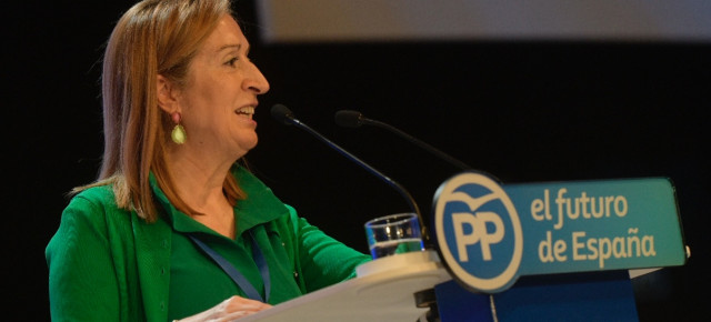 La presidenta de la Mesa del XIX Congreso, Ana Pastor.