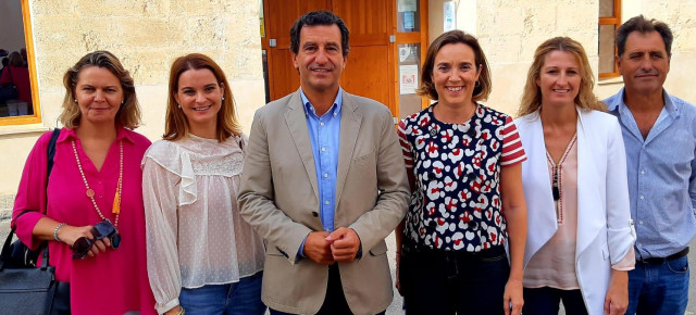 Cuca Gamarra visita las instalaciones de la Asociación pro-salud mental Estel de Llevant.