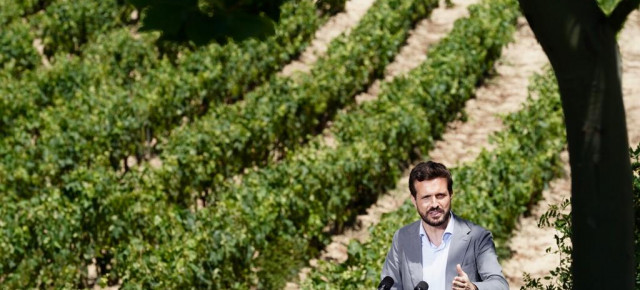 Pablo Casado clausura un acto en Labastida