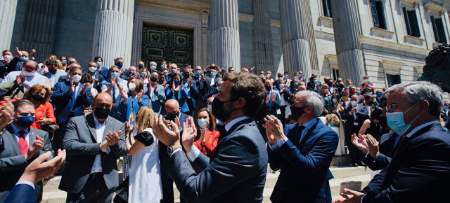 Pablo Casado con más de 200 ediles, portavoces de ayuntamientos y presidentes de Diputación