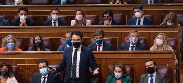 Teodoro García Egea durante su intervención en la sesión de control al Gobierno