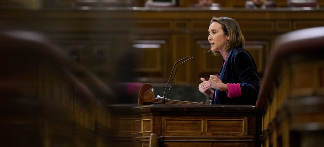 Cuca Gamarra en el pleno del Congreso de los Diputados