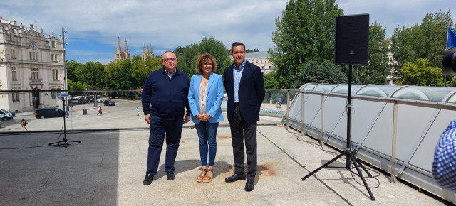 La candidata a las elecciones europeas Dolors Montserrat en Burgos