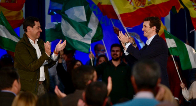 Pablo Casado y Juanma Moreno en un Mitin en Algeciras