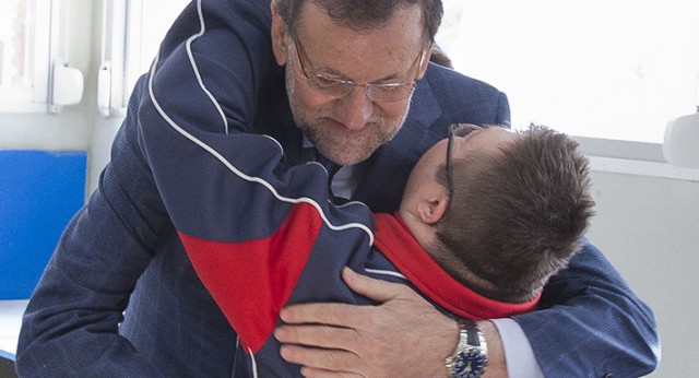 Mariano Rajoy visita un centro de educación especial en La Roda