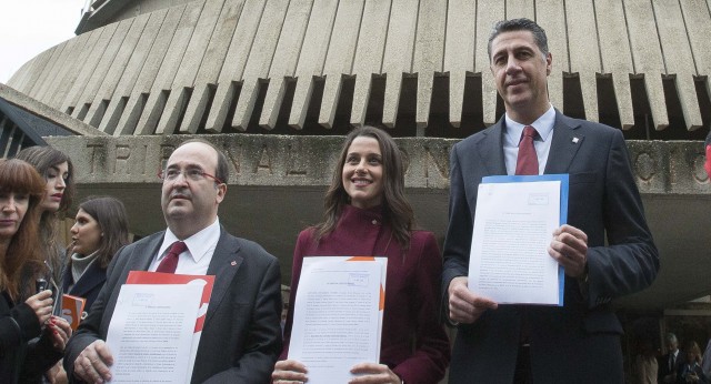 Garcia Albiol, Arrimadas e Iceta presentan recurso de amparo ante el TC relativo a tramitación de la propuesta de inicio del proceso separatista