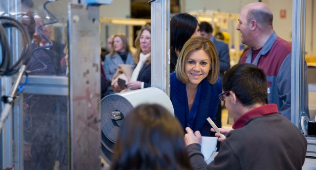 Mª Dolores Cospedal visita la Empresa TUBINSA