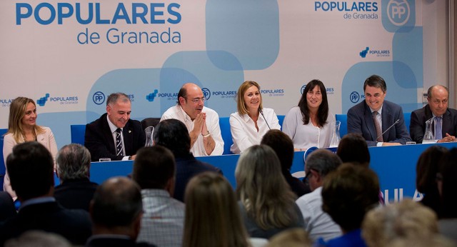 Cospedal preside la reunión de la Junta Directiva del PP de Granada