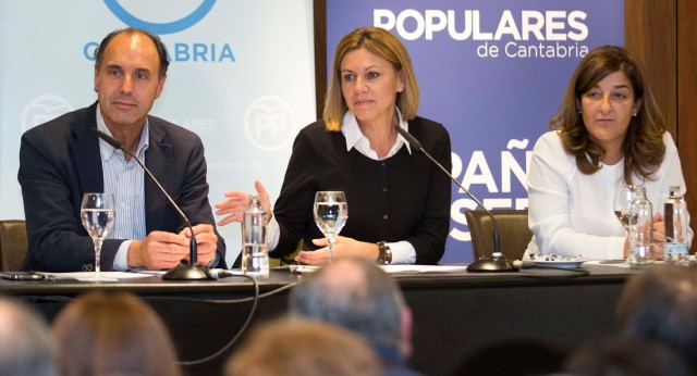 Mª Dolores de Cospedal preside la Junta directiva del PP de Cantabria