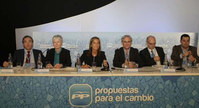 Ana Mato en la mesa redonda "Una Educación de calidad y en libertad: la reforma imprescindible"