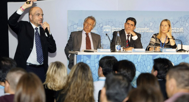 Mesa redonda "¿Qué sociedad del bienestar necesitamos?"