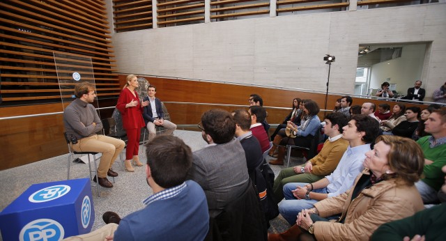 Pablo Casado y Cristina Cifuentes visitan Ávila