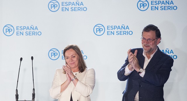 Mariano Rajoy en el balcón de Génova