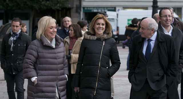 María Dolores de Cospedal en Oviedo con Mercedes Fernández