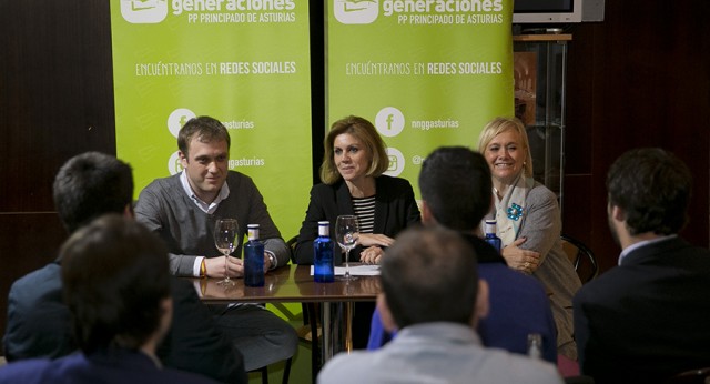 María Dolores de Cospedal preside la Junta Directiva del PP de Asturias