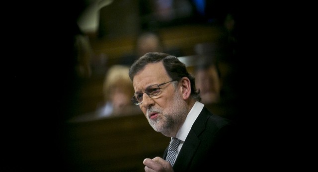 El presidente del Gobierno en funciones, Mariano Rajoy, durante la sesión de investidura