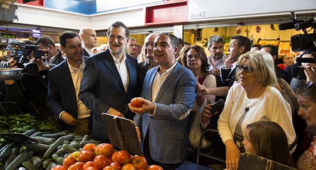 Mariano Rajoy visita el Mercado Atarazanas (Málaga)