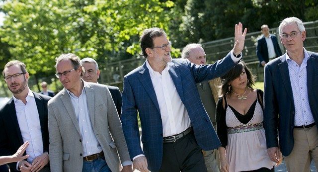 Mariano Rajoy, Javier Maroto y Alfonso Alonso a su llegada al Foro