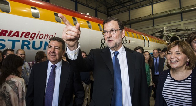 Mariano Rajoy visita las instalaciones de Air Nostrum