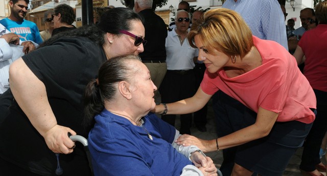 Mª Dolores Cospedal visita el municipio toledano de La Villa de Don Fadrique