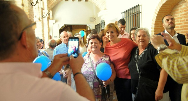 Mª Dolores Cospedal visita el municipio toledano de Lillo