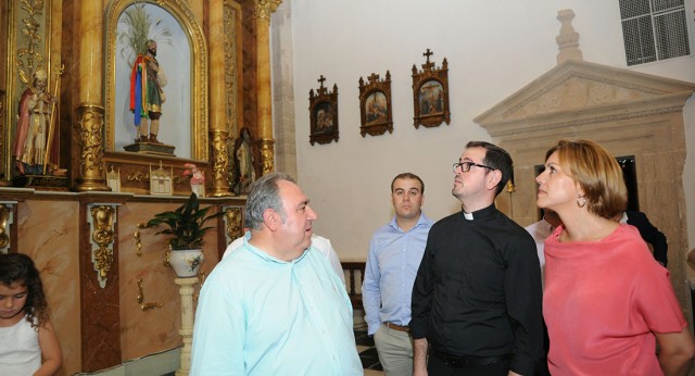 Mª Dolores Cospedal visita el municipio toledano de Lillo