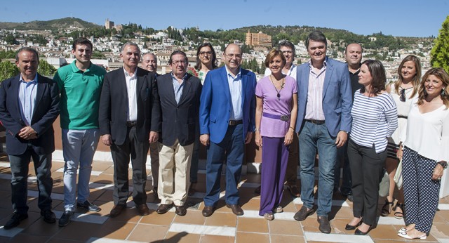 María Dolores de Cospedal en Granada